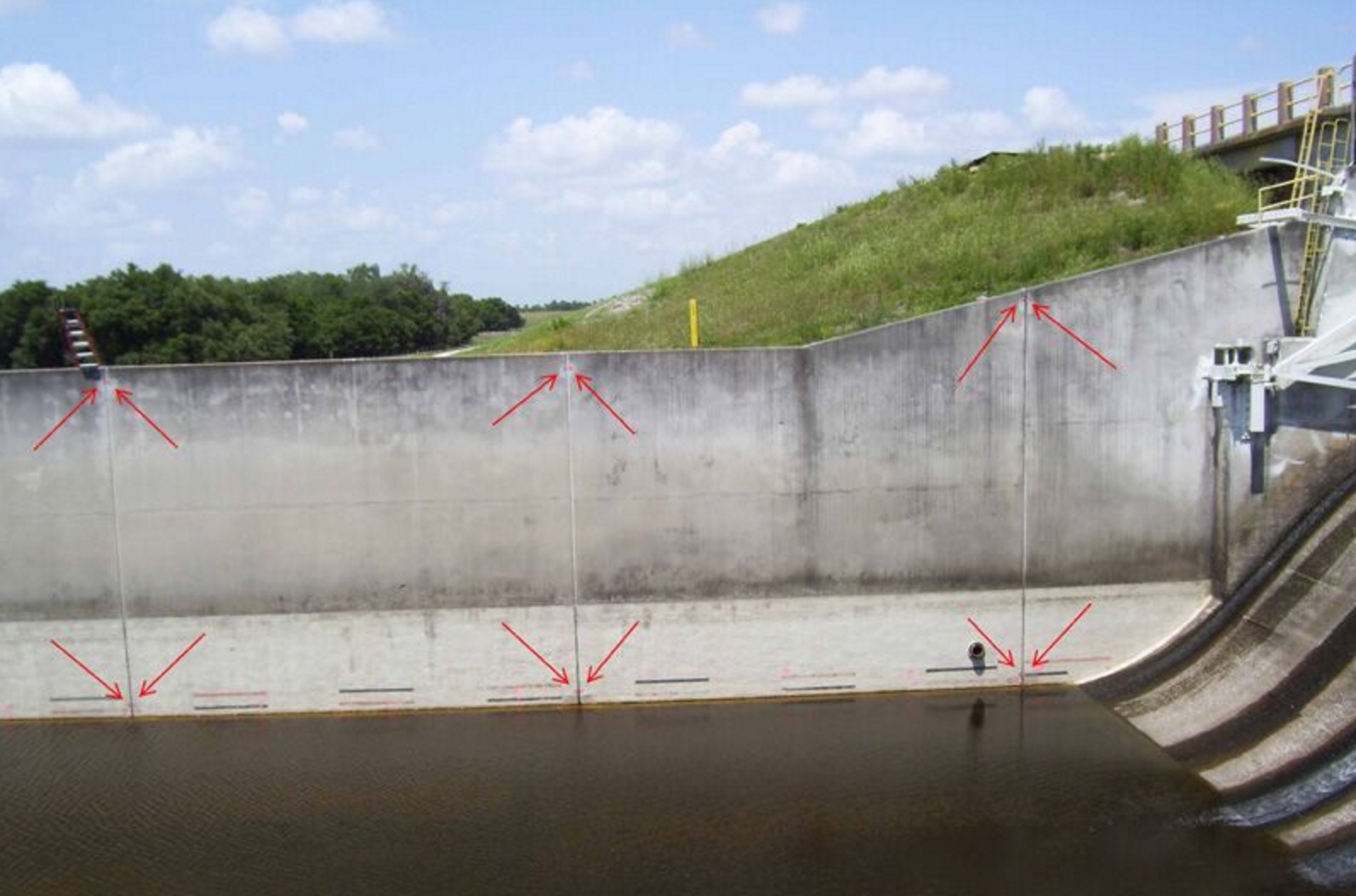 Lake Manatee Spillway Walls
