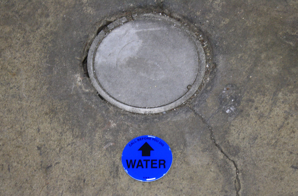 Plastic Utility Marker