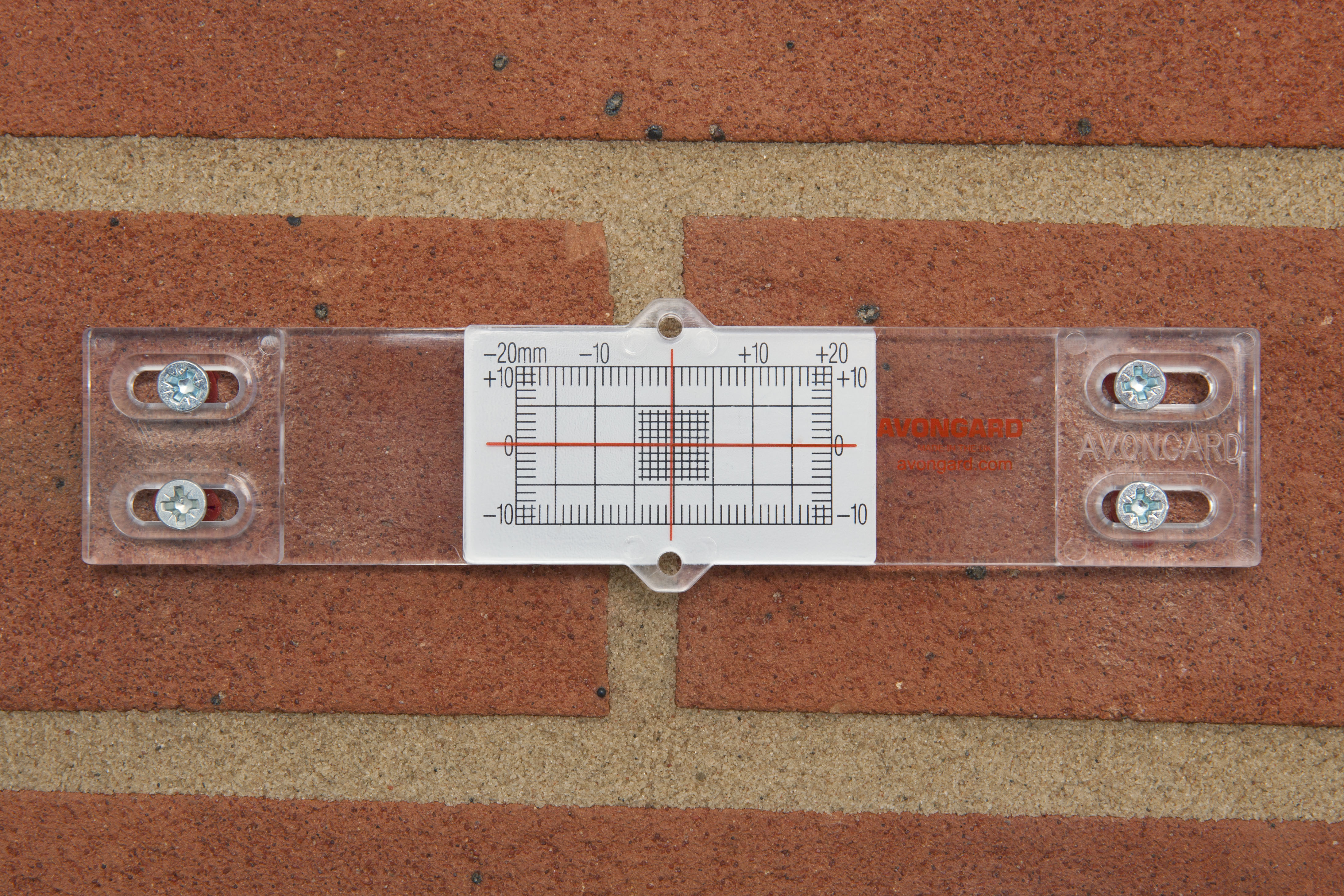 SV-Artikel - Crack monitor SC-100 for indoor and outdoor use